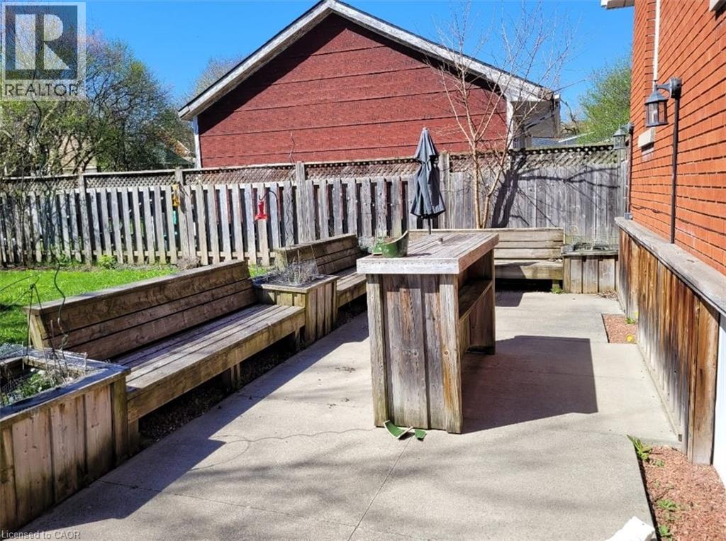 51 Talbot Street Property Photo 25