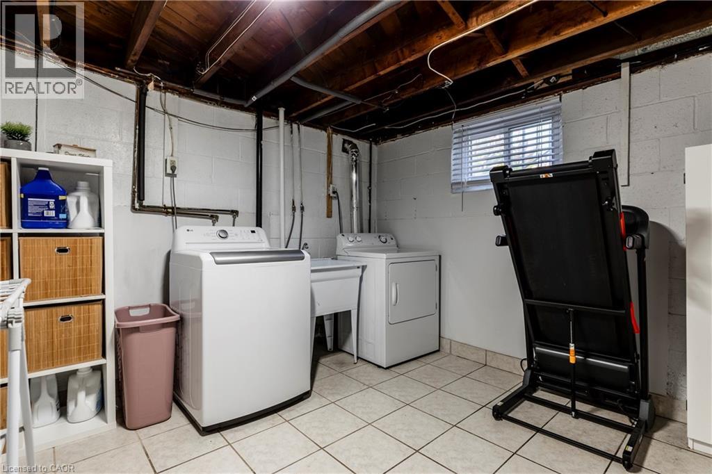 118 Julian Avenue Property Photo 32