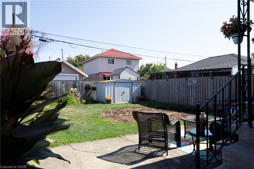 118 Julian Avenue Property Photo 36