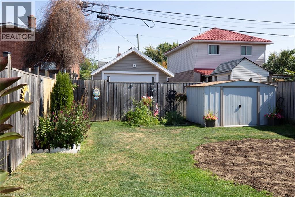 118 Julian Avenue Property Photo 37