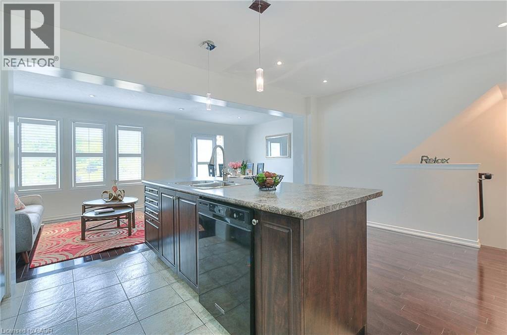 7 Sirente Drive Unit# 34 Property Photo 6