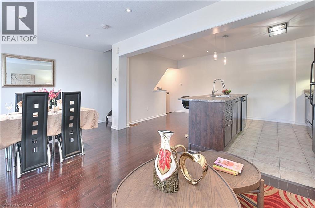 7 Sirente Drive Unit# 34 Property Photo 9