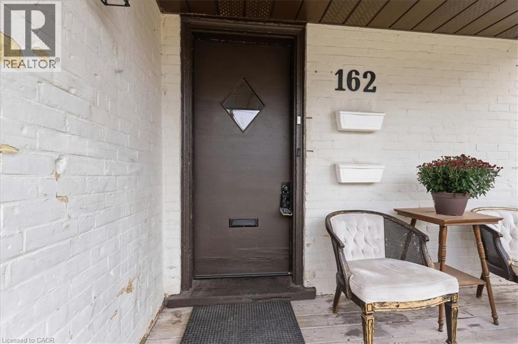 162 Church Street Property Photo 7