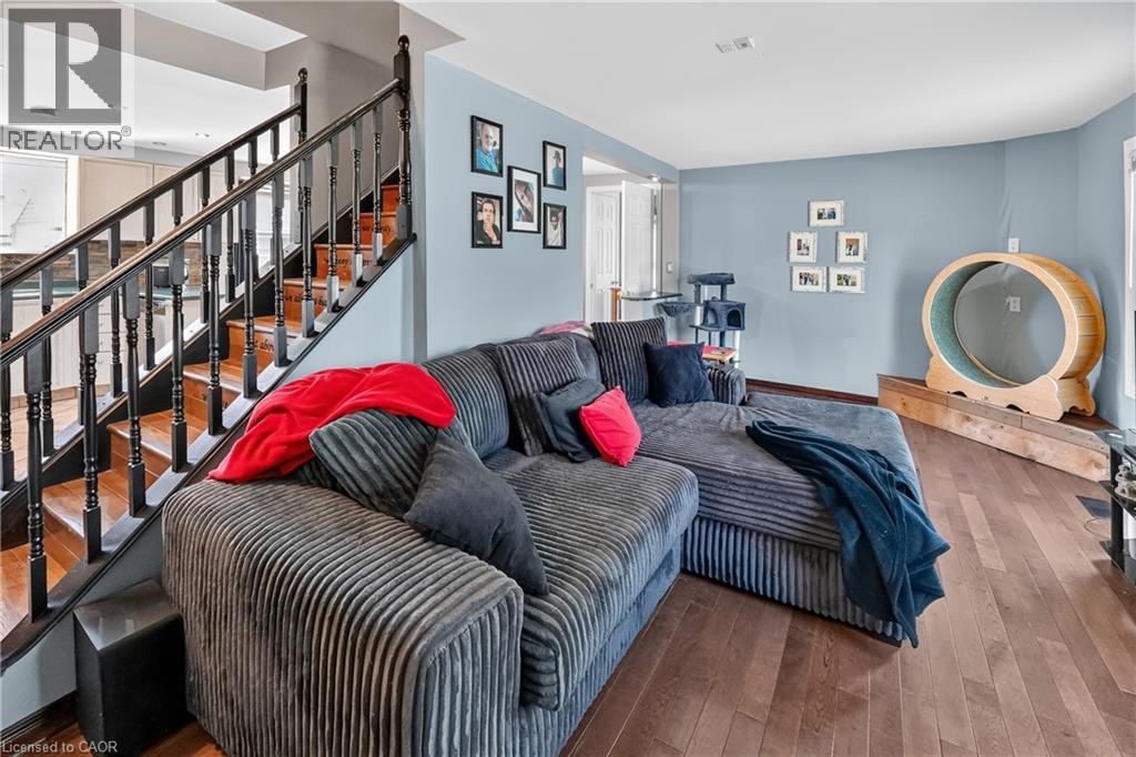 503 John Street Property Photo 16