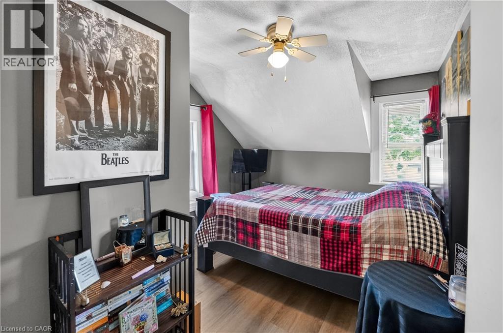 503 John Street Property Photo 25