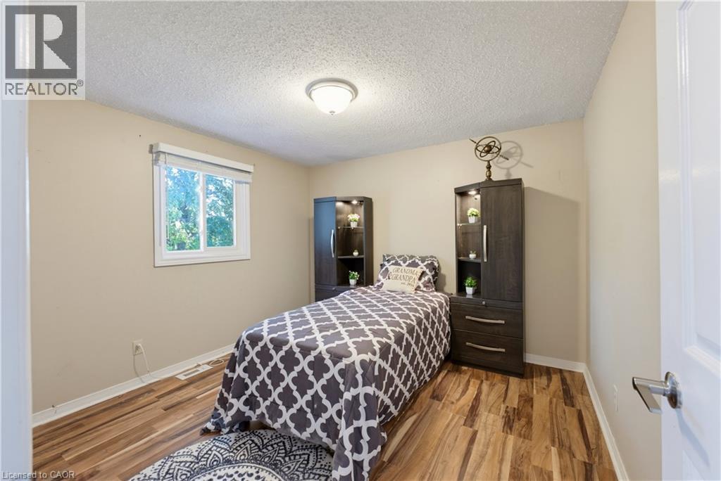 74 Stirling Macgregor Drive Property Photo 15