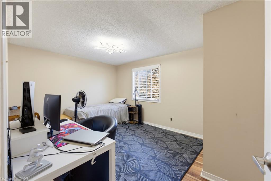 74 Stirling Macgregor Drive Property Photo 16