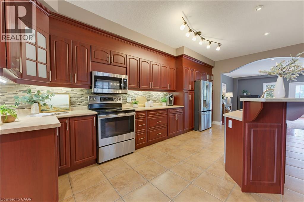 240 Woodhaven Road Unit# A Property Photo 6