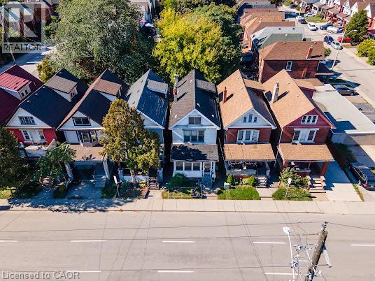 35 Sherman Avenue N Property Photo 1