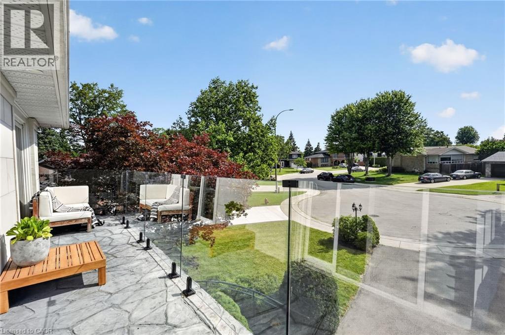 9 Leslie Drive Property Photo 25