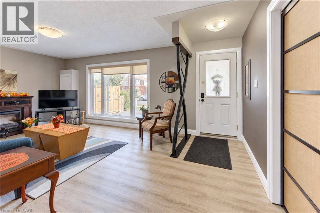 87 Bond Street Property Photo 6