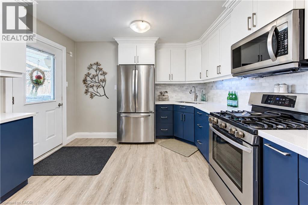 87 Bond Street Property Photo 13