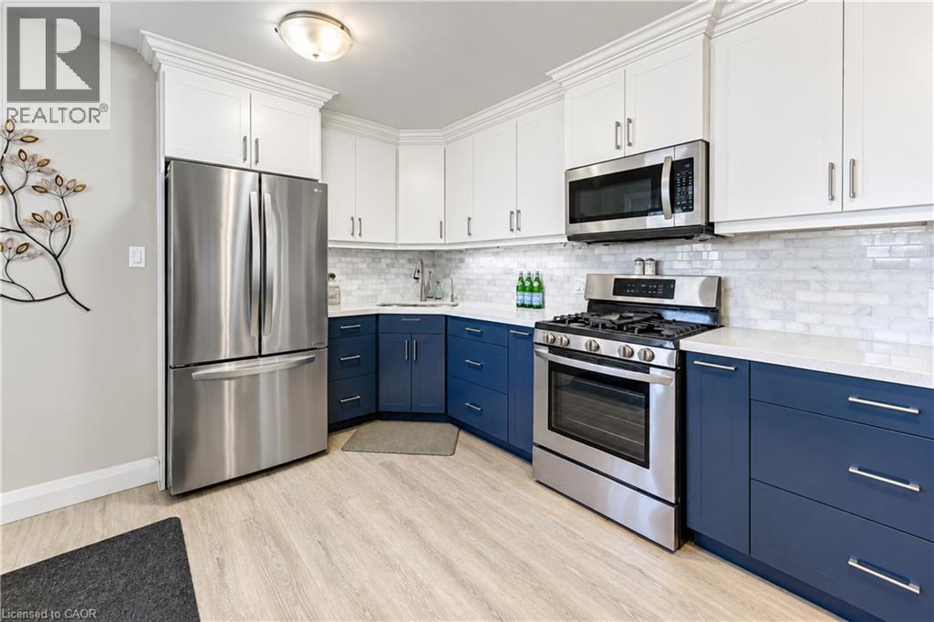 87 Bond Street Property Photo 16