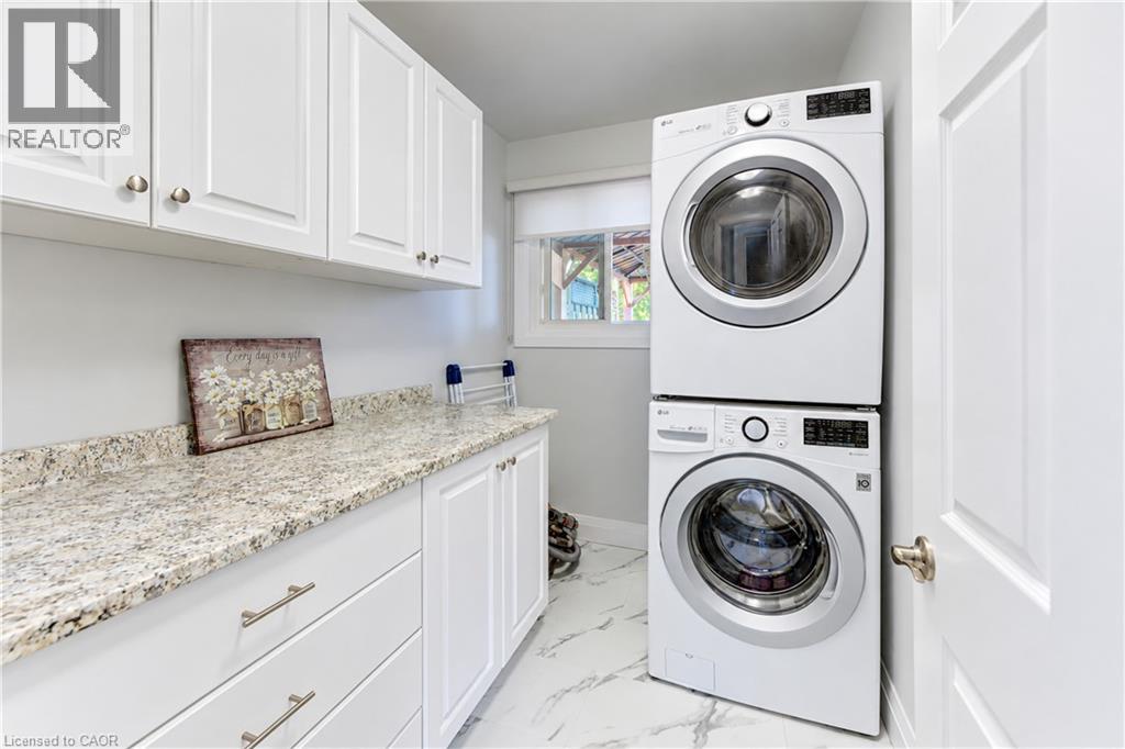 87 Bond Street Property Photo 18