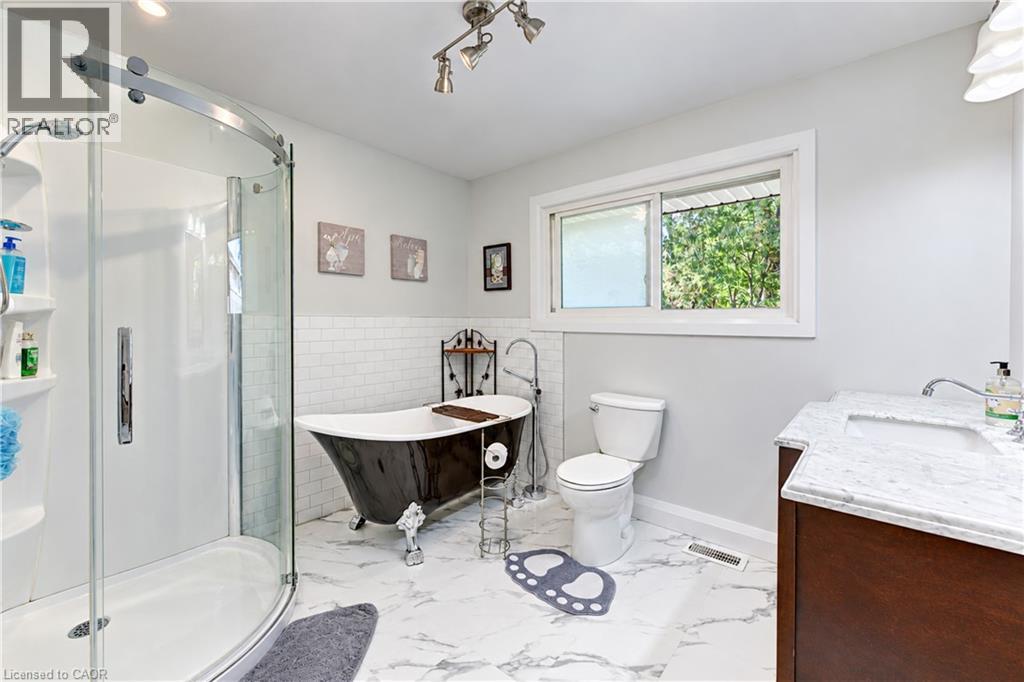 87 Bond Street Property Photo 22