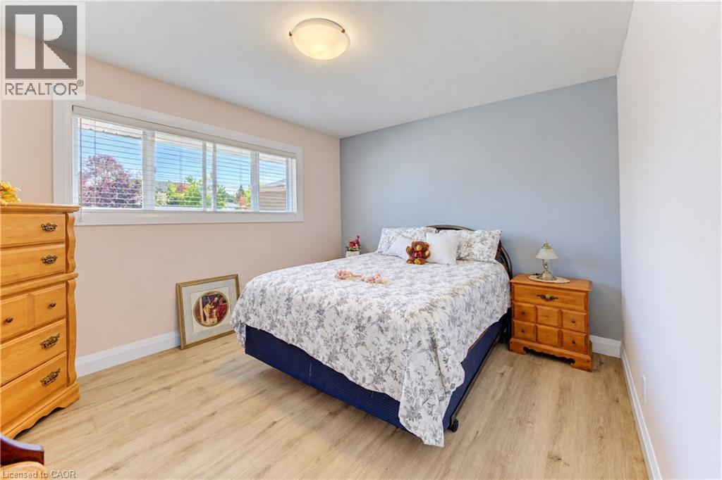 87 Bond Street Property Photo 24