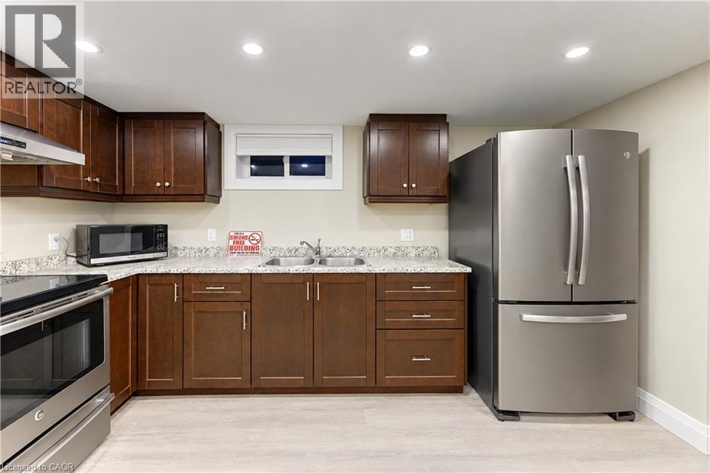 87 Bond Street Property Photo 27
