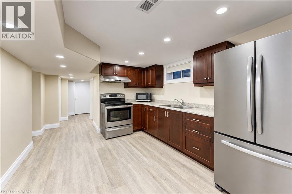 87 Bond Street Property Photo 28