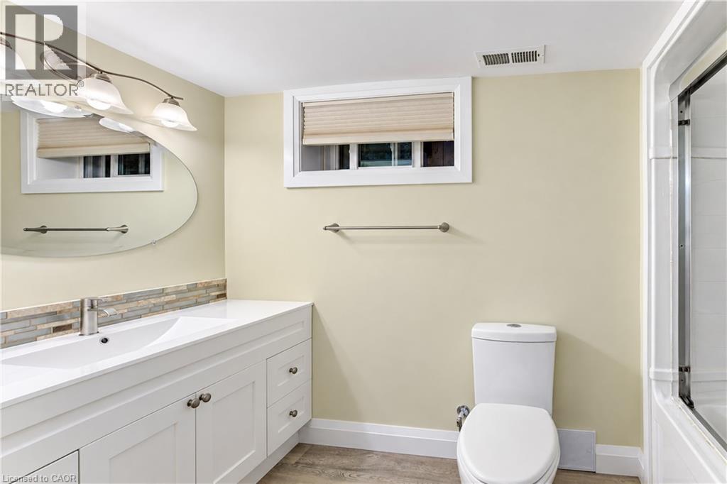 87 Bond Street Property Photo 30