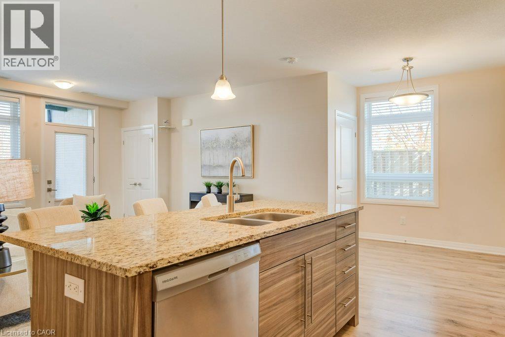 155 Thomas Slee Drive Unit# 3a Property Photo 16