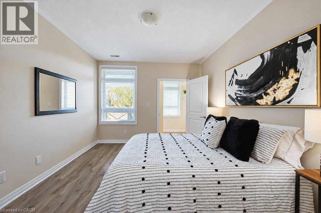 155 Thomas Slee Drive Unit# 3a Property Photo 26