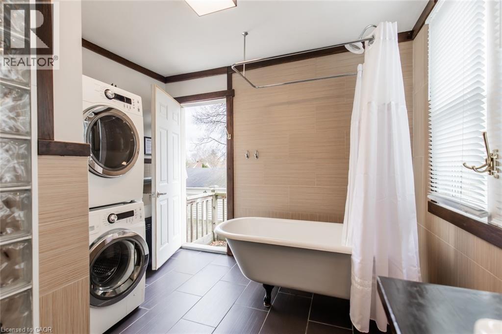 60 Lake Avenue Drive Property Photo 18