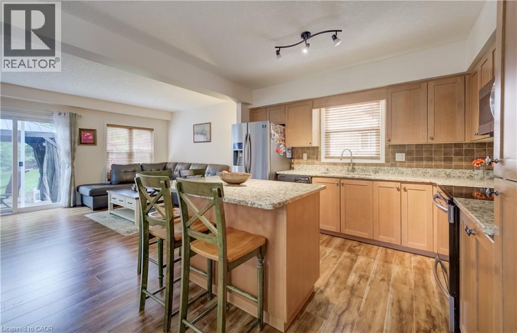 521 Snowdrop Court Property Photo 17