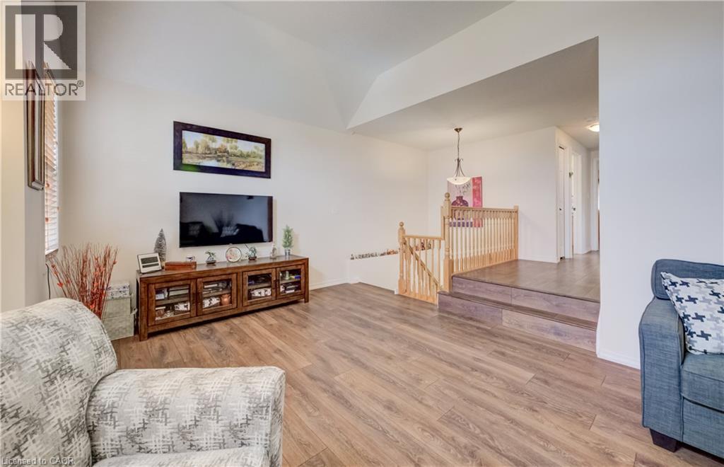 521 Snowdrop Court Property Photo 23
