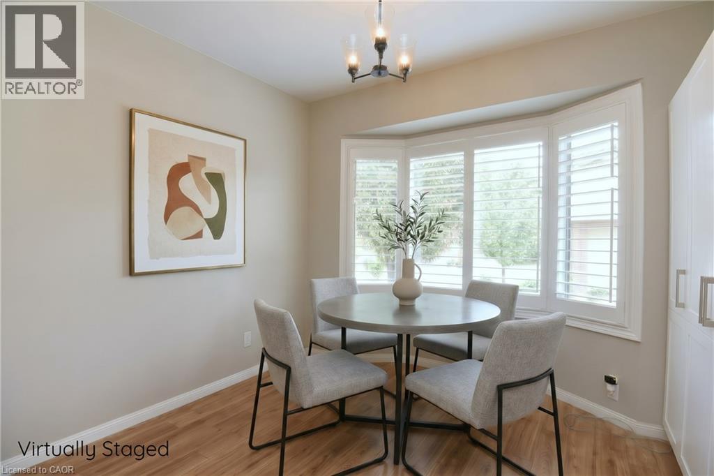 157 Silverbirch Boulevard Property Photo 7