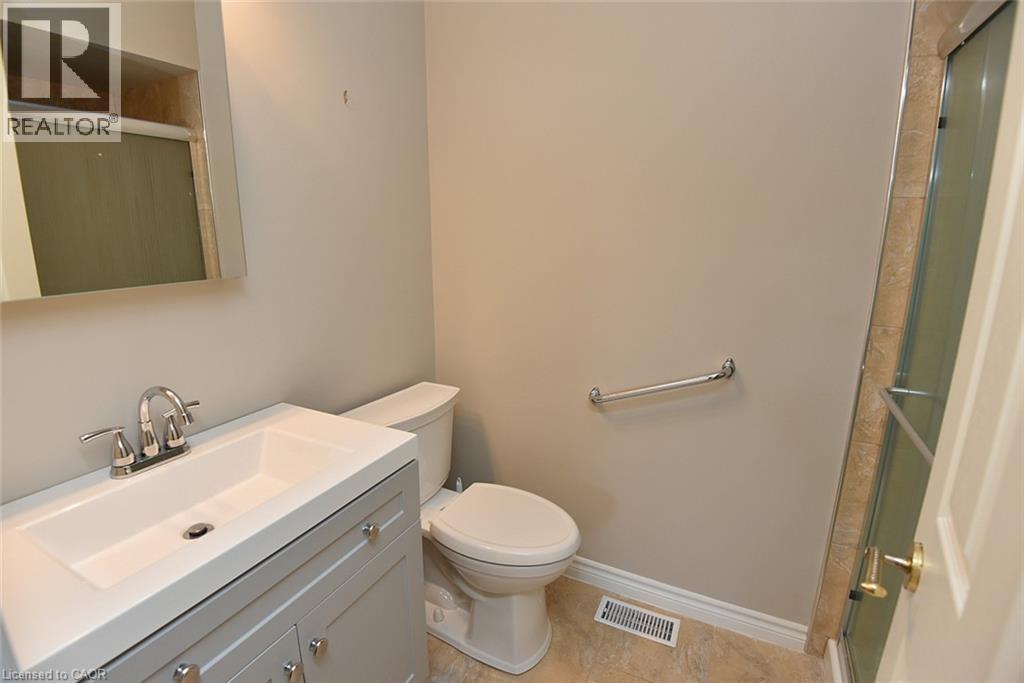 157 Silverbirch Boulevard Property Photo 11