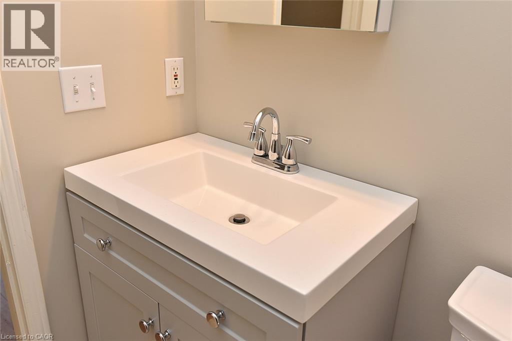 157 Silverbirch Boulevard Property Photo 12