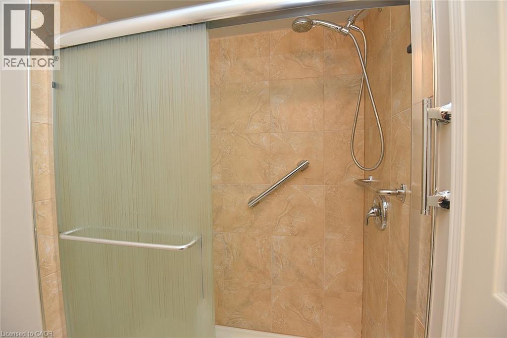 157 Silverbirch Boulevard Property Photo 13