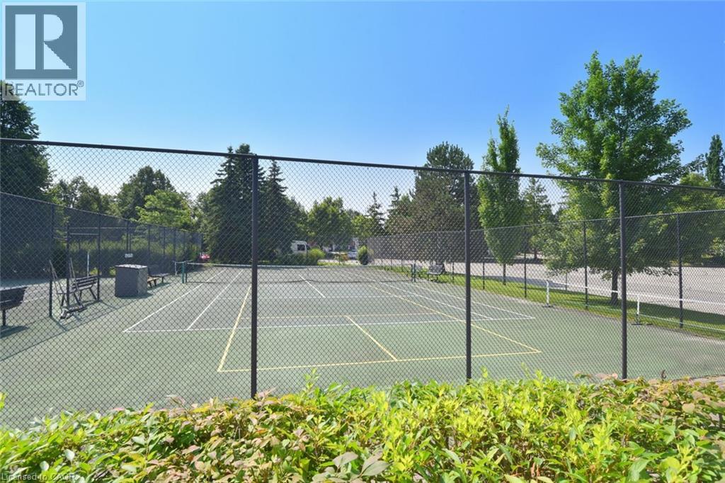 157 Silverbirch Boulevard Property Photo 24