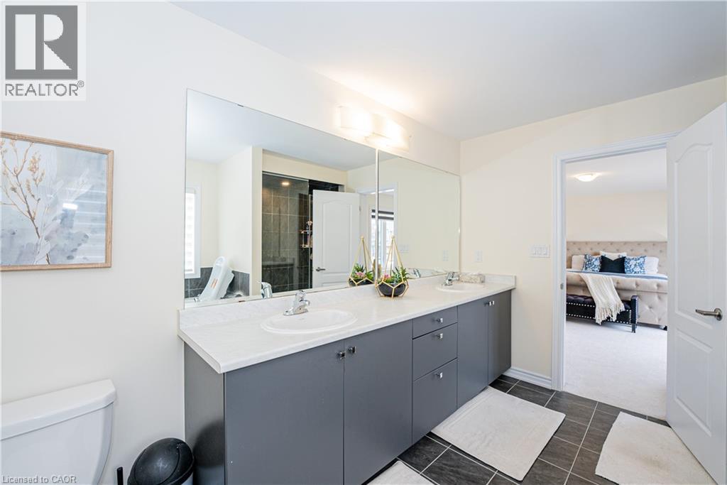 22 Oaktree Drive Property Photo 28