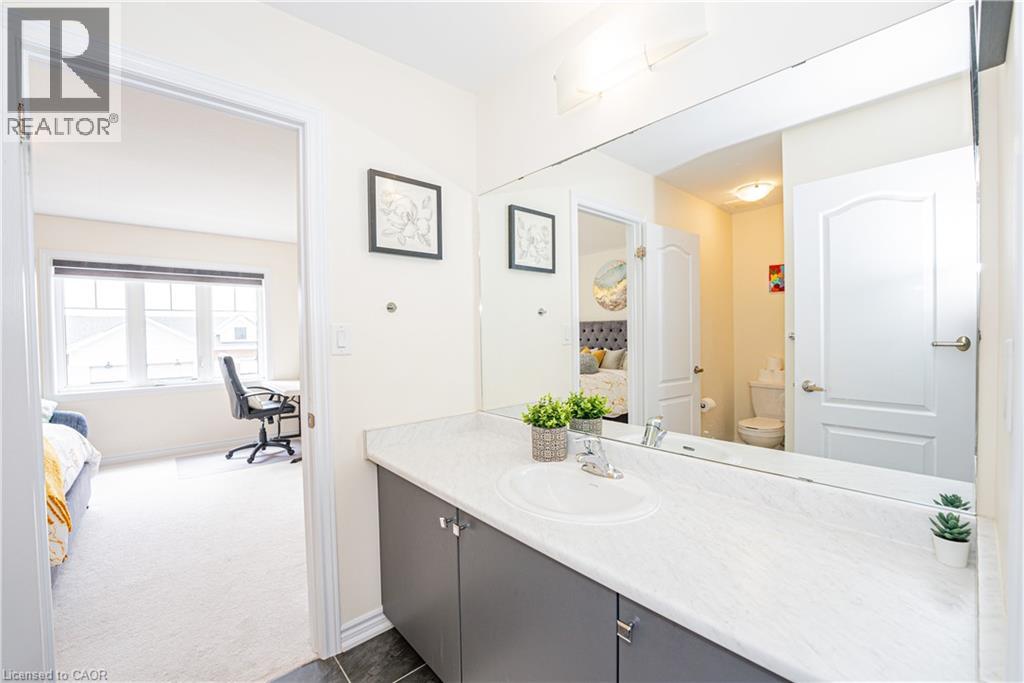 22 Oaktree Drive Property Photo 34