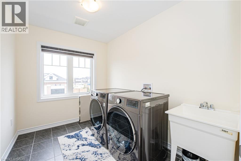 22 Oaktree Drive Property Photo 40