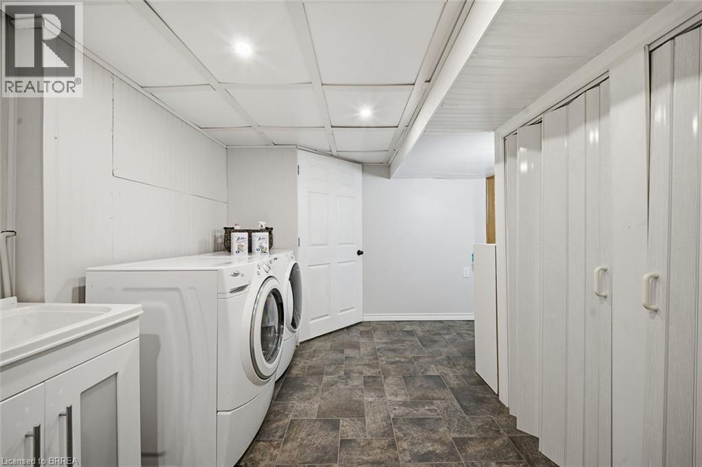 144 St George Street Property Photo 24