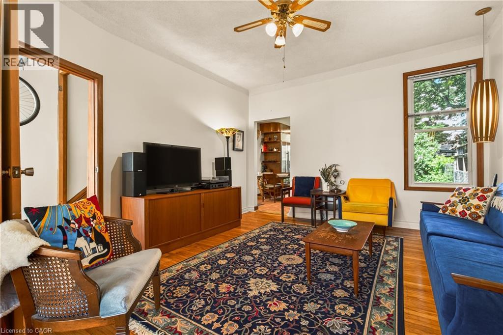 22 Spring Street Property Photo 9