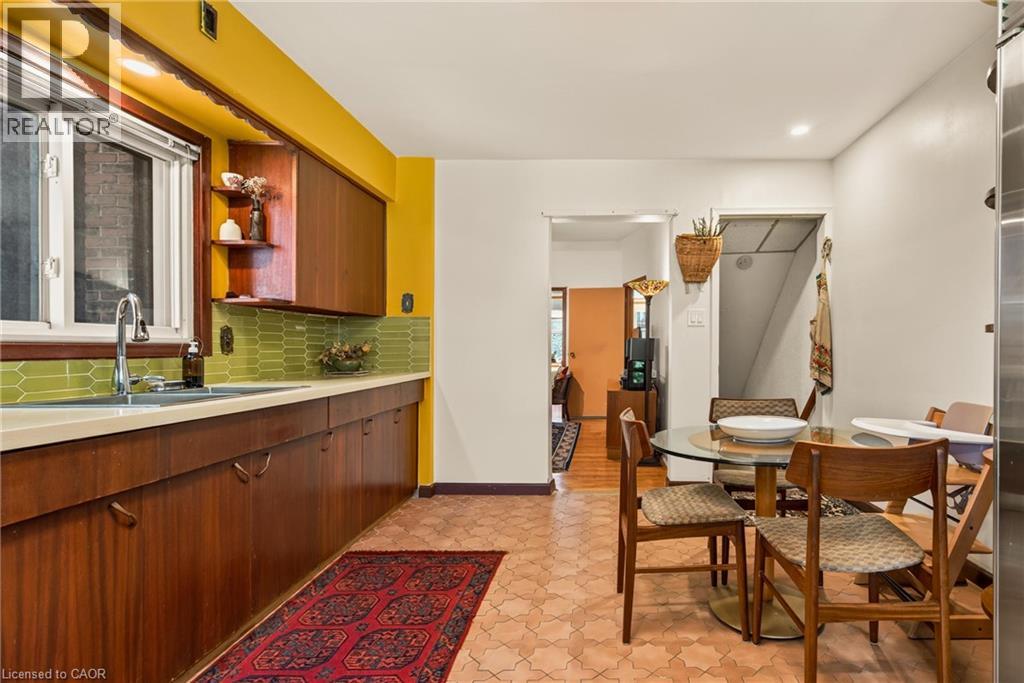 22 Spring Street Property Photo 20