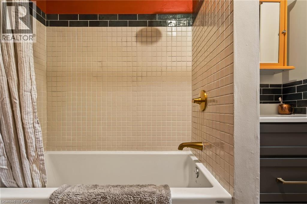 22 Spring Street Property Photo 35