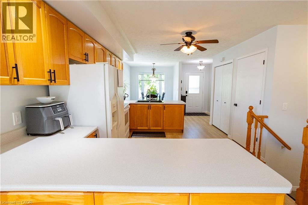536 St Andrew Street Property Photo 8