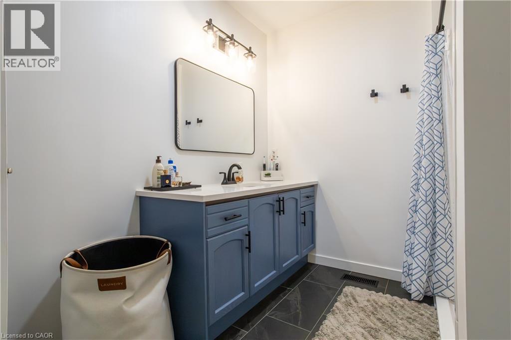 536 St Andrew Street Property Photo 16