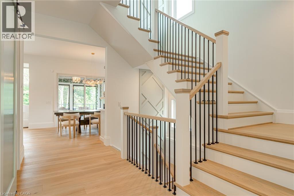 90 Margaret Avenue N Unit# A Property Photo 11