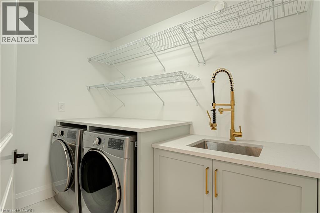90 Margaret Avenue N Unit# A Property Photo 26