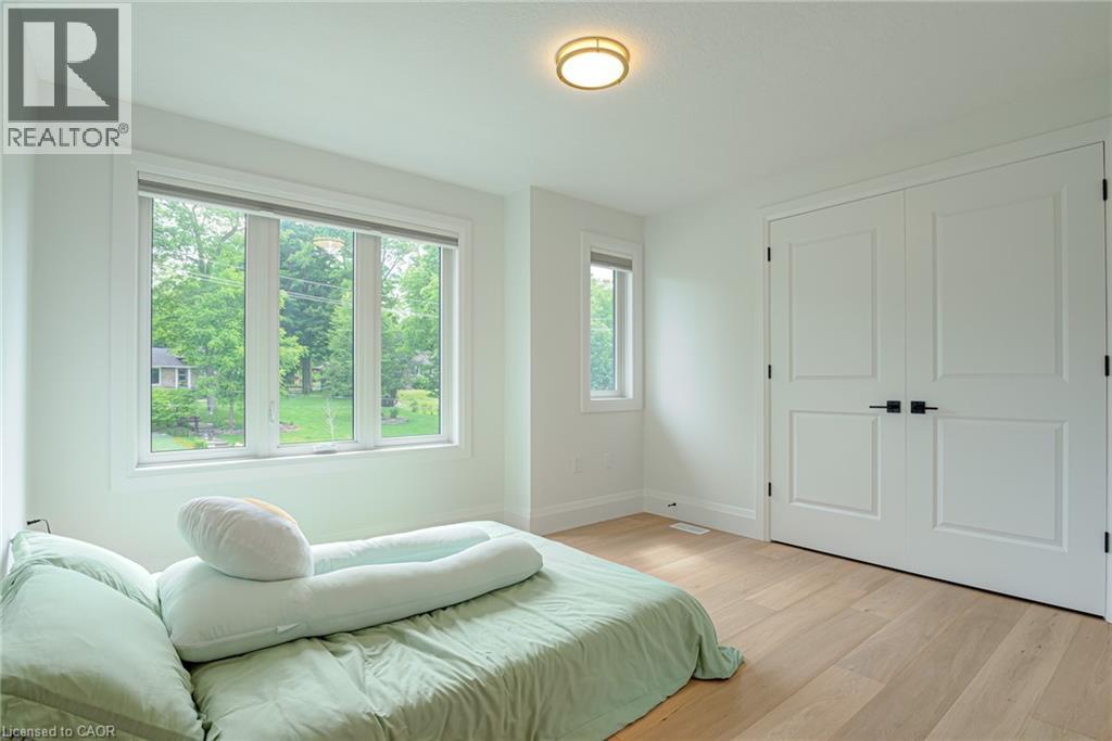 90 Margaret Avenue N Unit# A Property Photo 29