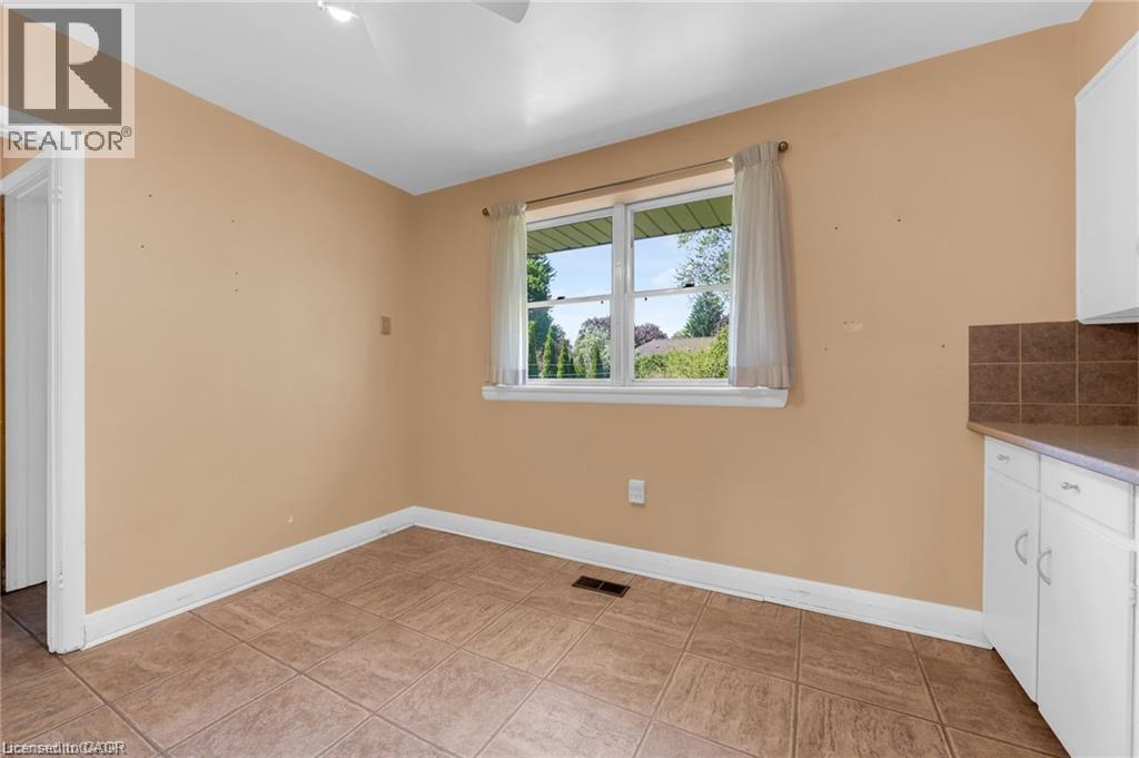 234 Pine Cove Road Property Photo 6