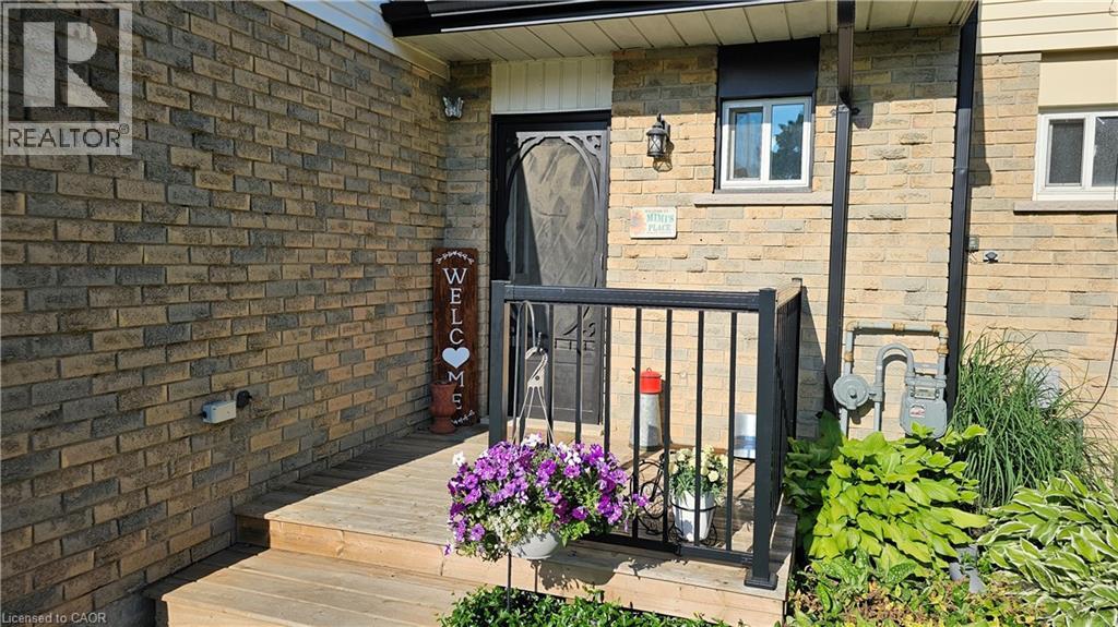 4 Parkside Drive Property Photo 3