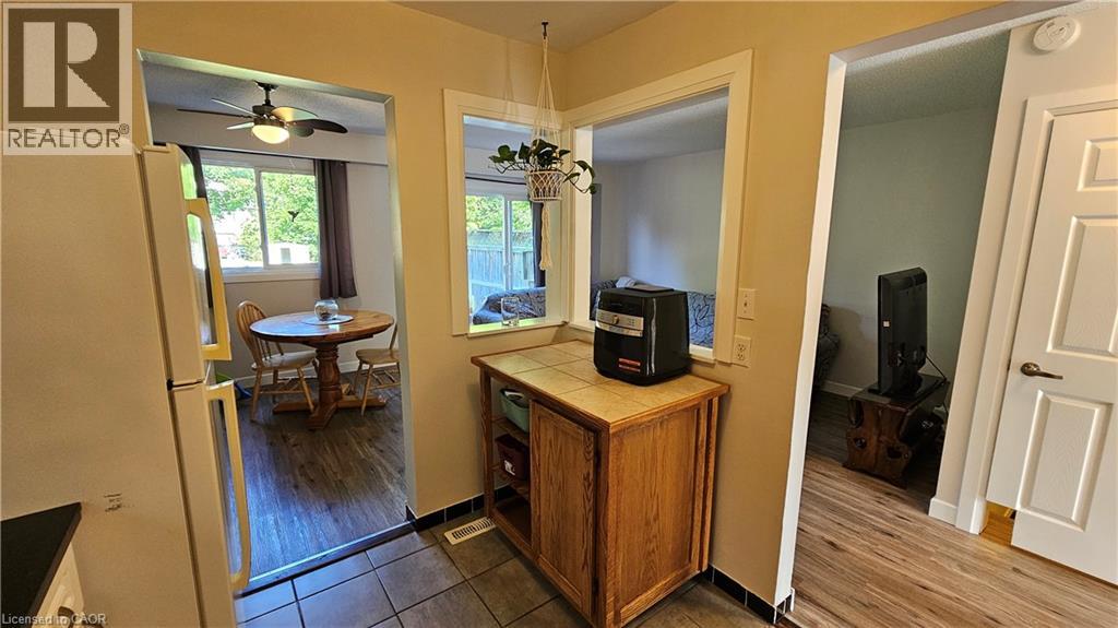 4 Parkside Drive Property Photo 11