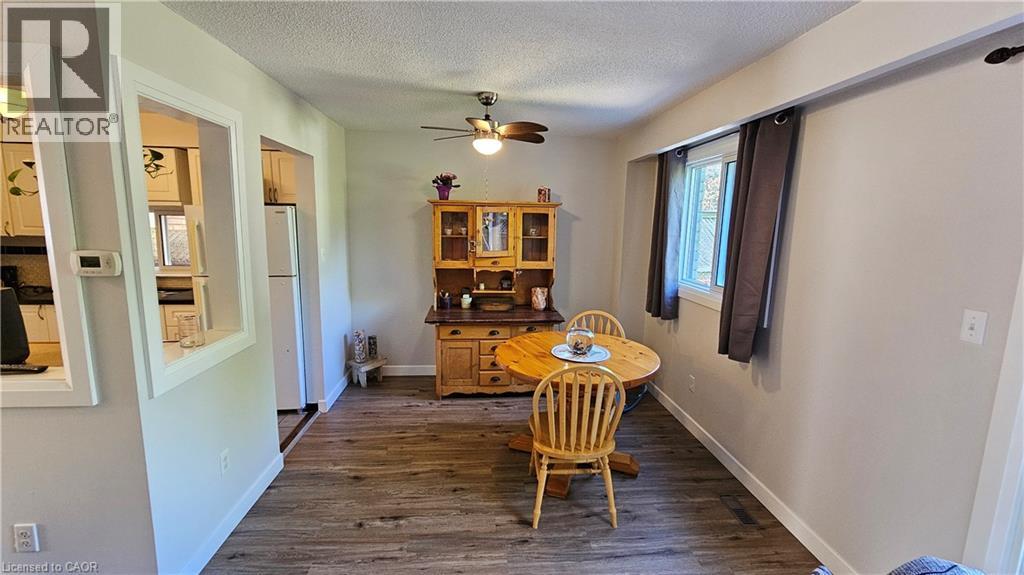 4 Parkside Drive Property Photo 13