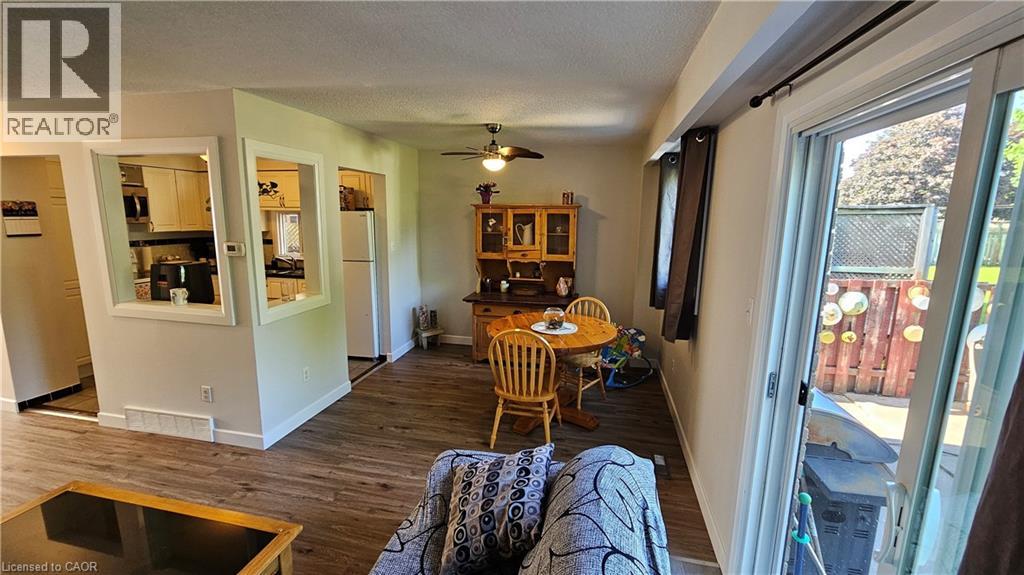 4 Parkside Drive Property Photo 15